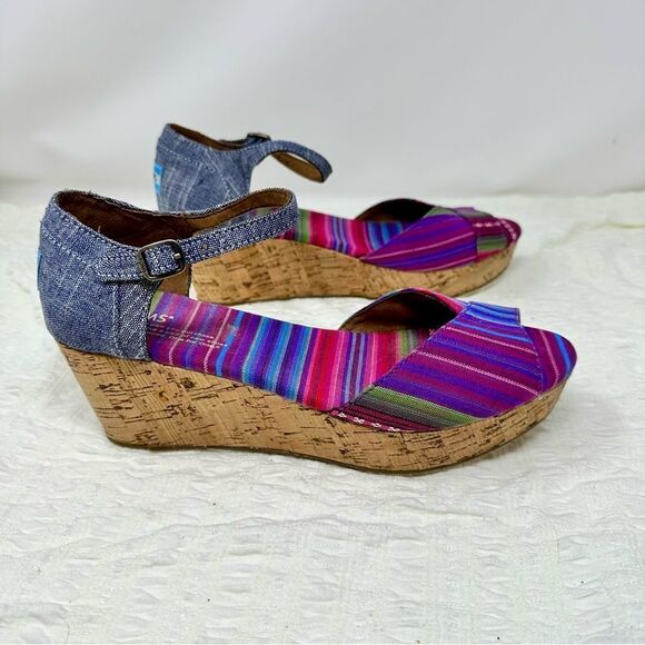 Toms Multi-color Wedges- Size 8.5 - Picture 4 of 14